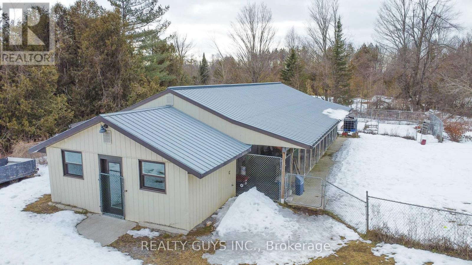 316 Douglas Road, Douro-Dummer, Ontario  K0L 3A0 - Photo 10 - X12890146
