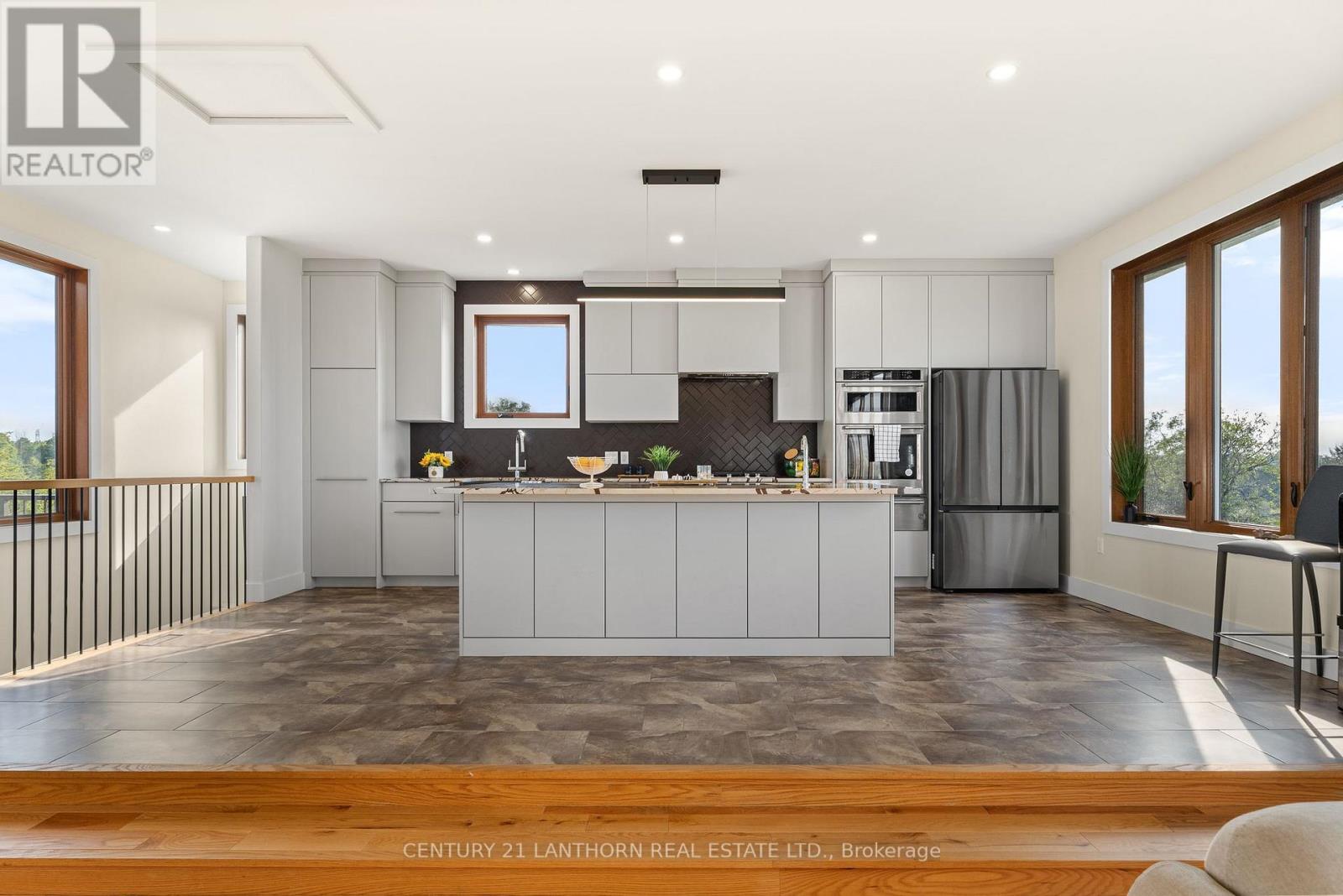 581 Frankford Road, Quinte West, Ontario  K0K 2B0 - Photo 14 - X12890196