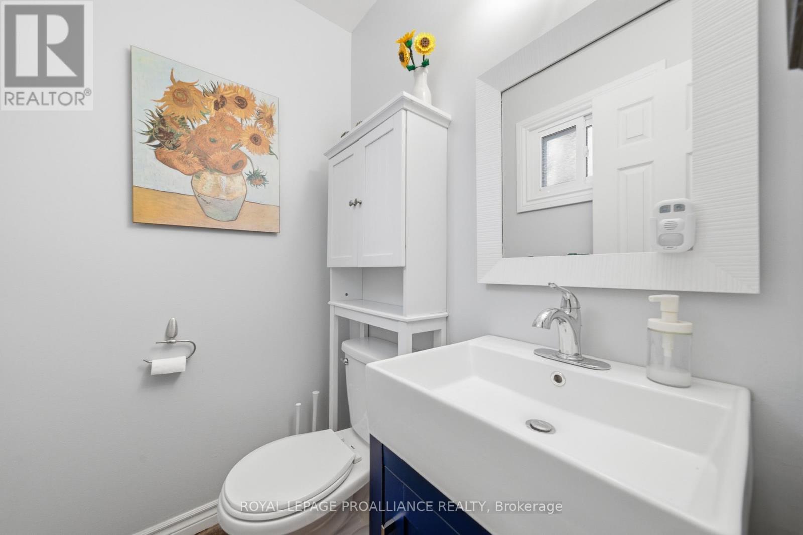 24 Austin Street, Quinte West, Ontario  K8V 1Z4 - Photo 18 - X12890214