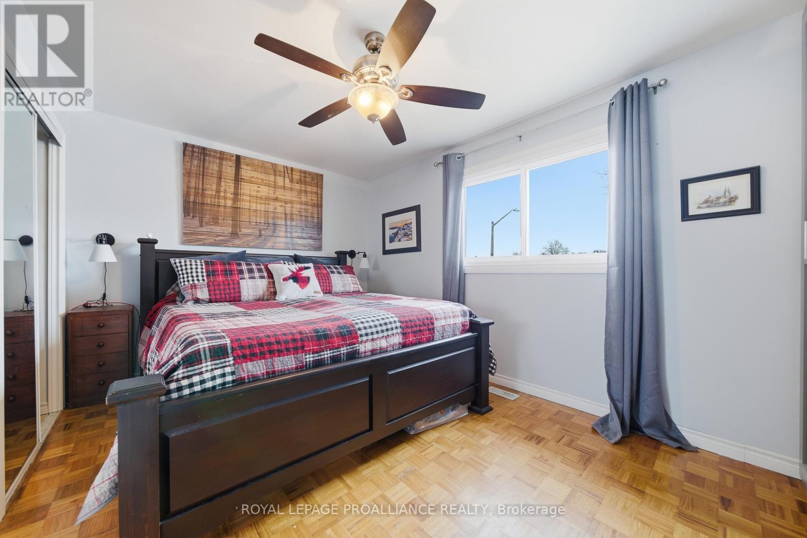 24 Austin Street, Quinte West, Ontario  K8V 1Z4 - Photo 19 - X12890214