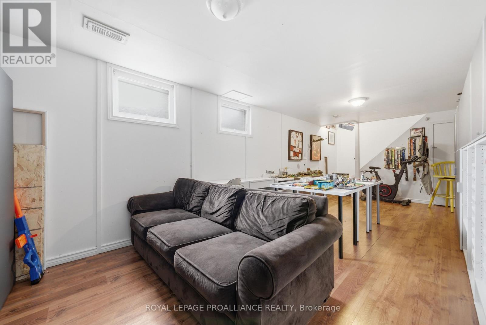 24 Austin Street, Quinte West, Ontario  K8V 1Z4 - Photo 30 - X12890214