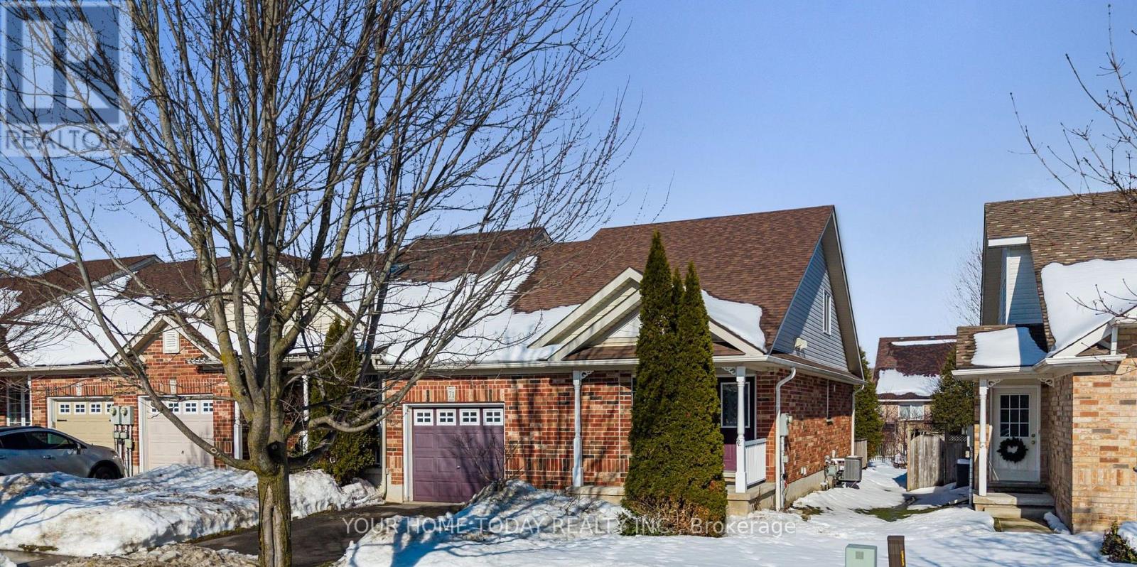 71 Doctor Moore Court, Halton Hills, Ontario  L7J 3A6 - Photo 2 - W12887822