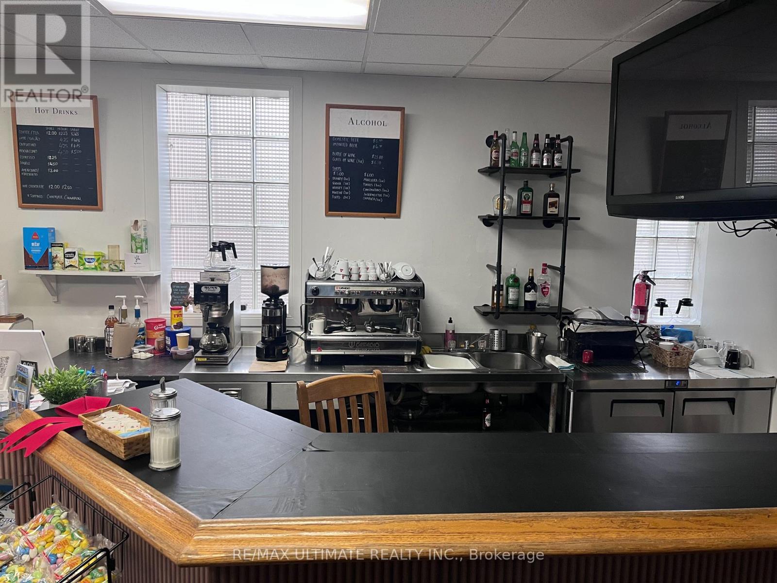 314 Kerr Street, Oakville (Co Central), Ontario  L6K 3B5 - Photo 7 - W12889322