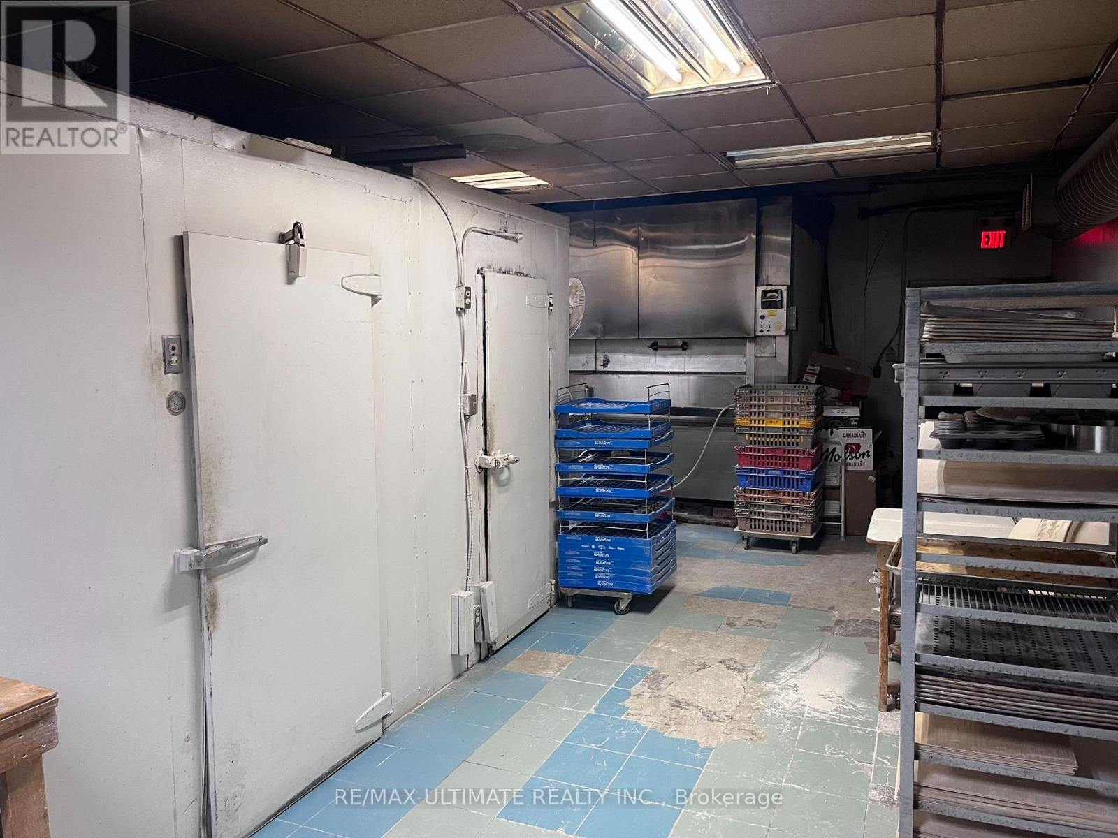 314 Kerr Street, Oakville (Co Central), Ontario  L6K 3B5 - Photo 10 - W12889322