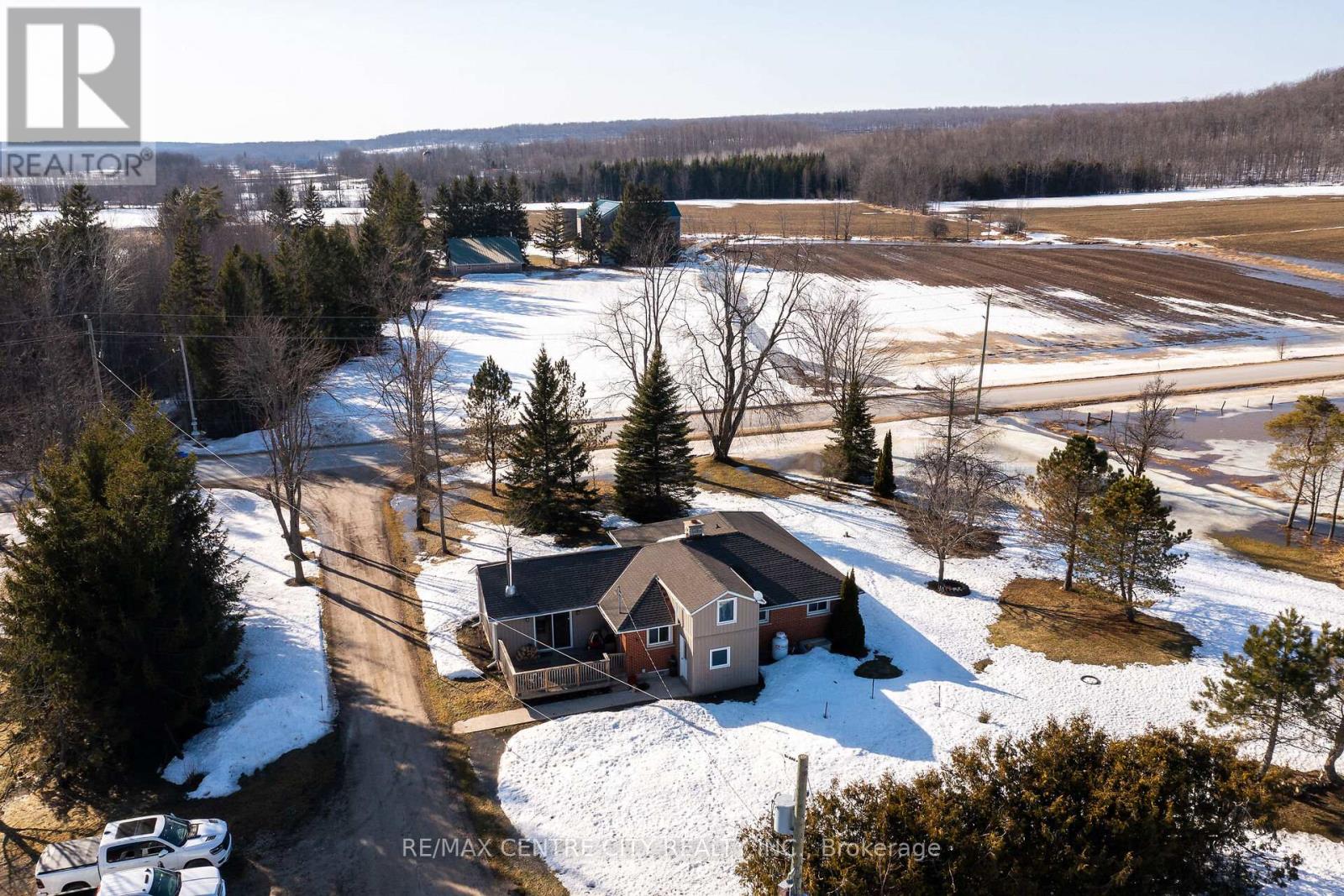 310135 Kemble Rock Road, Georgian Bluffs, Ontario  N0H 1S0 - Photo 18 - X12890180