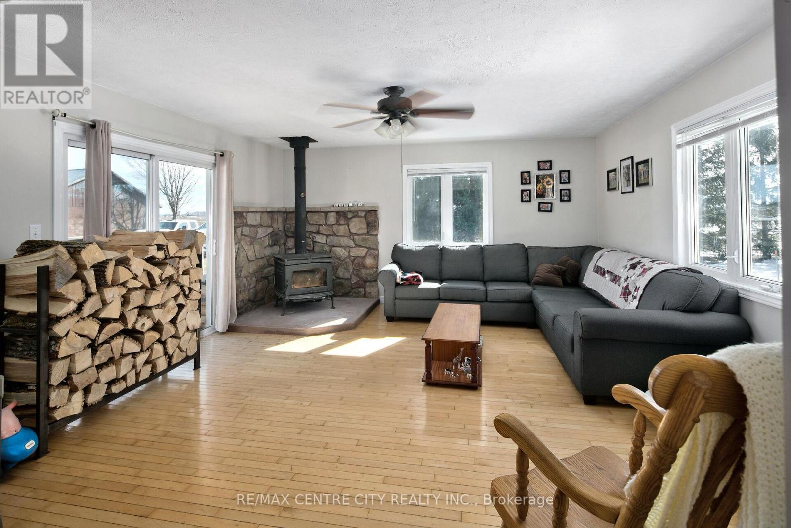 310135 Kemble Rock Road, Georgian Bluffs, Ontario  N0H 1S0 - Photo 21 - X12890180