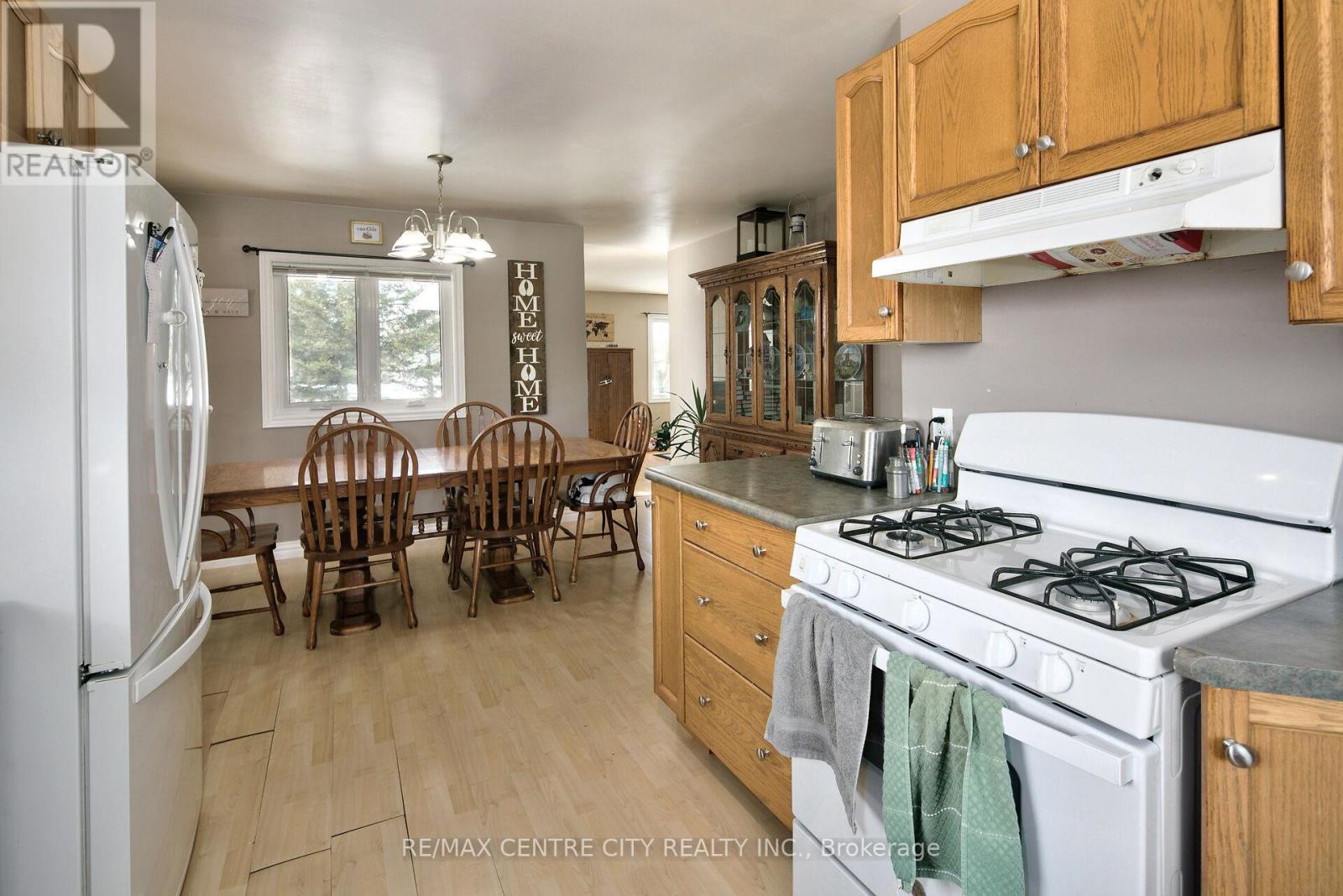 310135 Kemble Rock Road, Georgian Bluffs, Ontario  N0H 1S0 - Photo 24 - X12890180