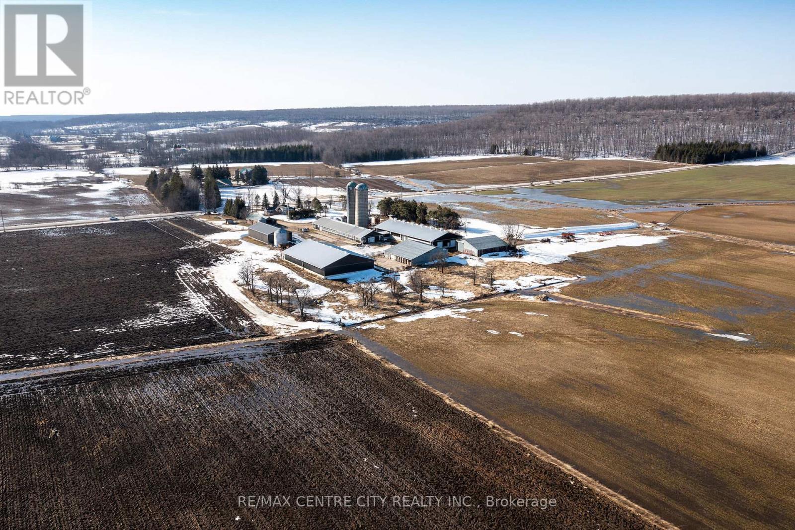 310135 Kemble Rock Road, Georgian Bluffs, Ontario  N0H 1S0 - Photo 5 - X12890180