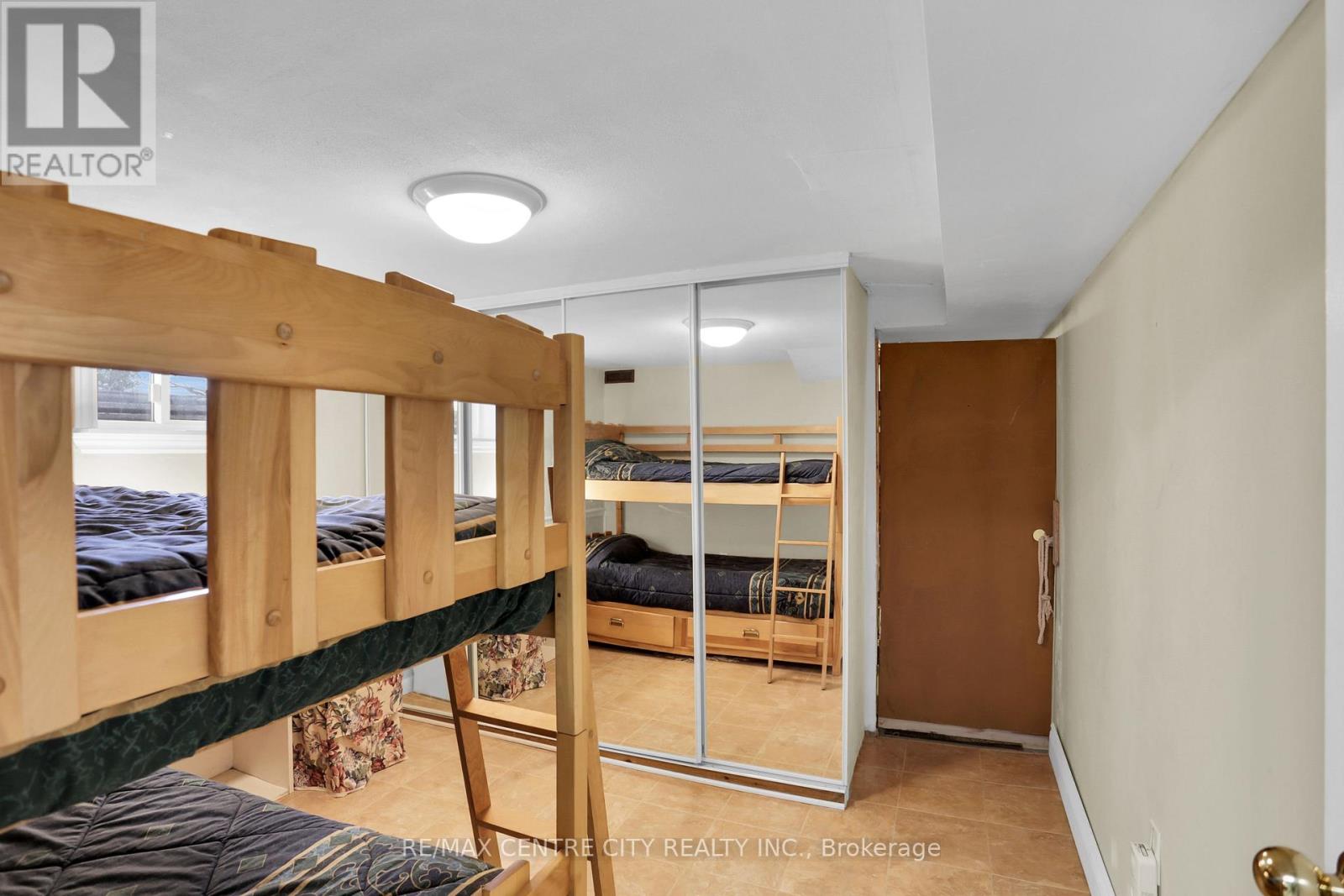 632 Tennent Avenue, London North, Ontario  N5X 1L6 - Photo 26 - X12890218