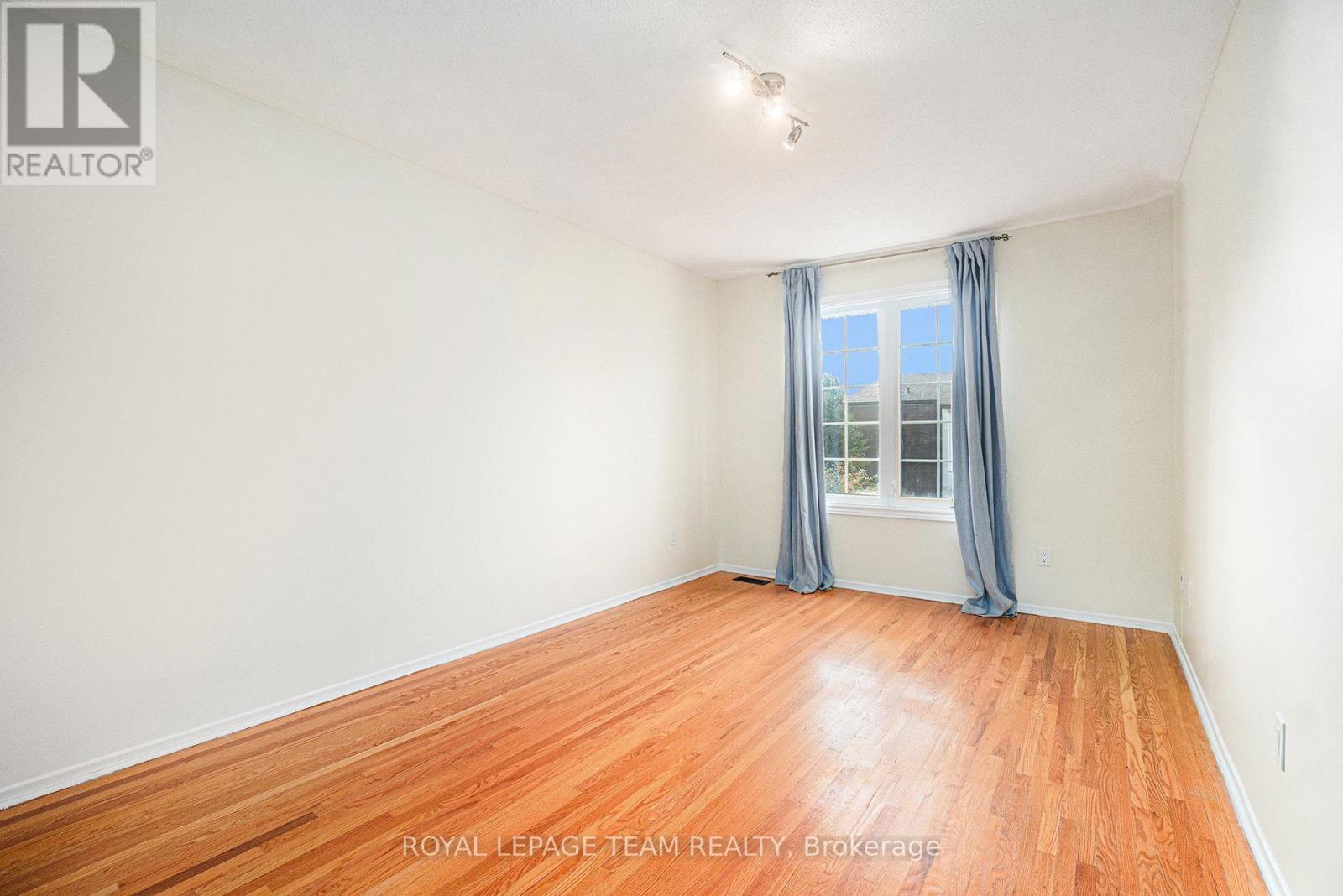 440 Kintyre Private, Ottawa, Ontario  K2C 3M9 - Photo 15 - X12890158