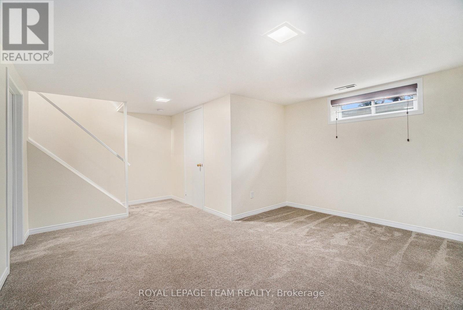 440 Kintyre Private, Ottawa, Ontario  K2C 3M9 - Photo 18 - X12890158