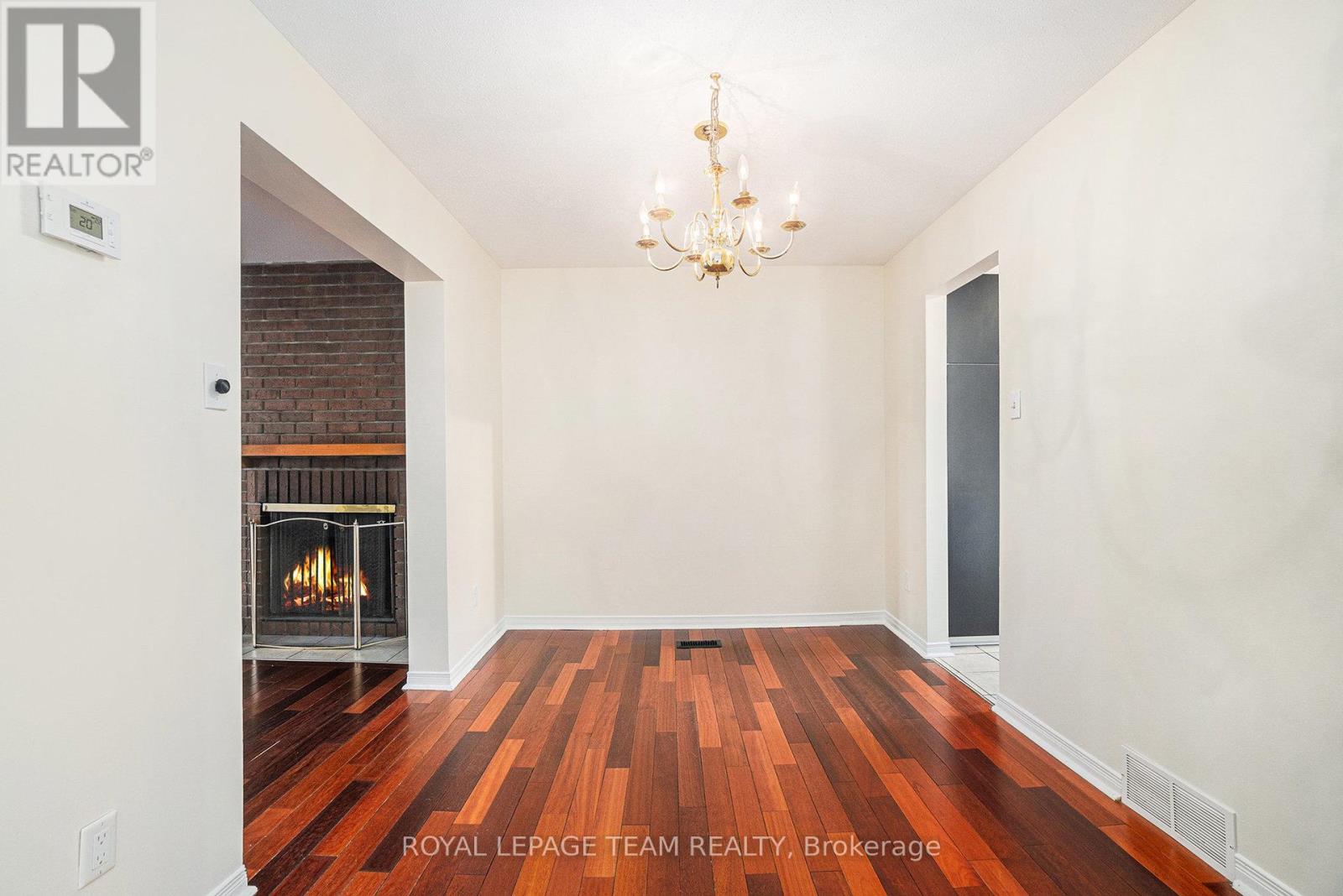 440 Kintyre Private, Ottawa, Ontario  K2C 3M9 - Photo 5 - X12890158