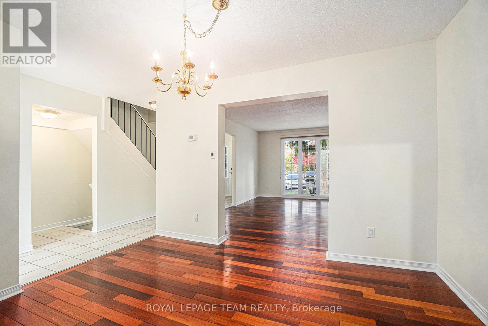 440 Kintyre Private, Ottawa, Ontario  K2C 3M9 - Photo 6 - X12890158