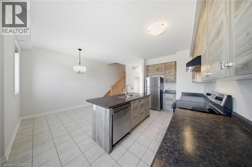 19 Baskett Street, Brantford, Ontario  N3T 0W4 - Photo 10 - 40808276