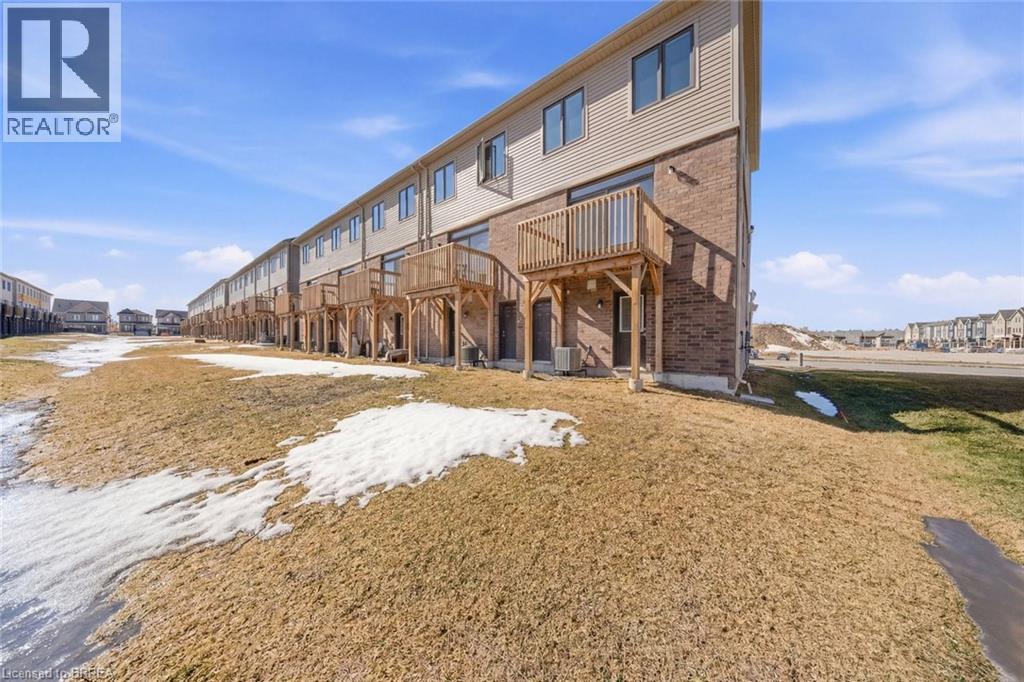 19 Baskett Street, Brantford, Ontario  N3T 0W4 - Photo 32 - 40808276