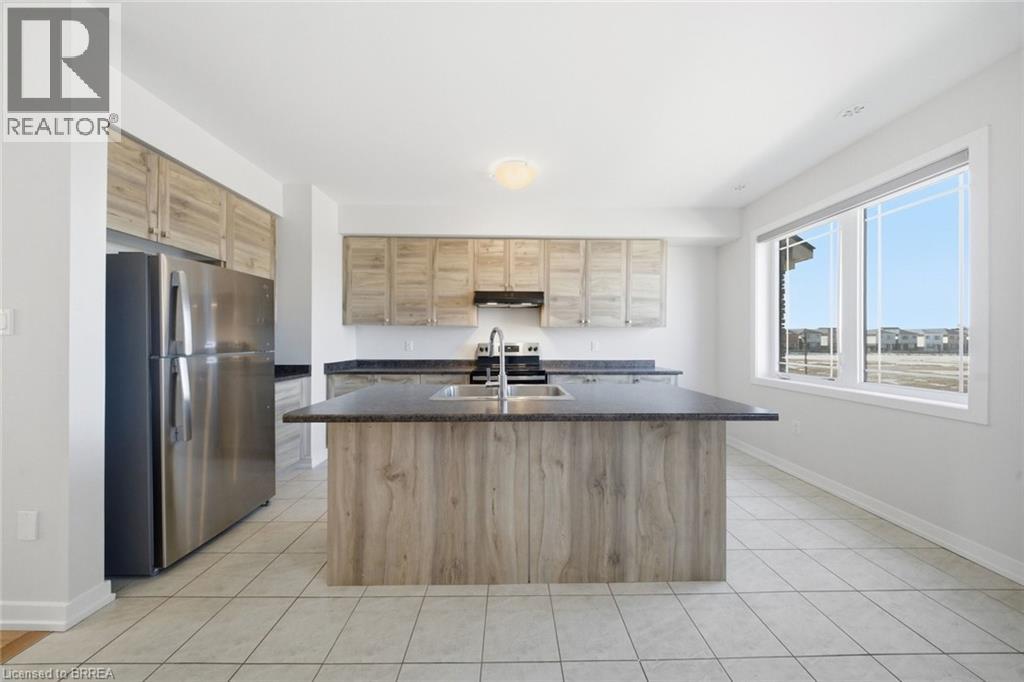 19 Baskett Street, Brantford, Ontario  N3T 0W4 - Photo 7 - 40808276