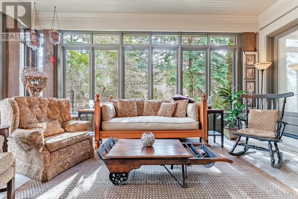 552 Bobolink Road, Mississauga (Clarkson), Ontario  L5J 2P4 - Photo 23 - W12890184