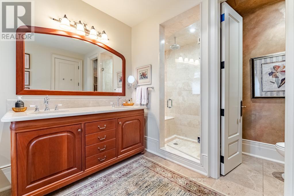 552 Bobolink Road, Mississauga (Clarkson), Ontario  L5J 2P4 - Photo 27 - W12890184