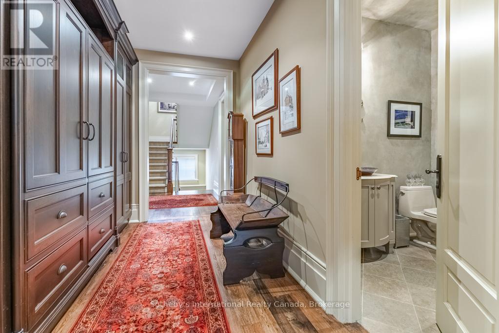 552 Bobolink Road, Mississauga (Clarkson), Ontario  L5J 2P4 - Photo 28 - W12890184