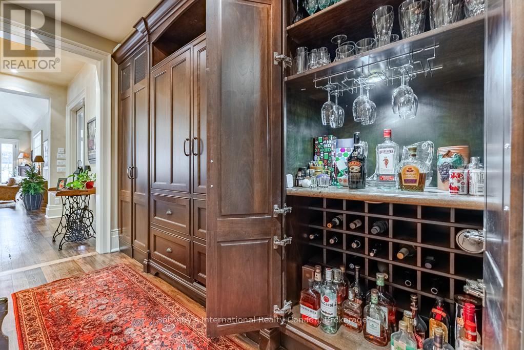 552 Bobolink Road, Mississauga (Clarkson), Ontario  L5J 2P4 - Photo 29 - W12890184