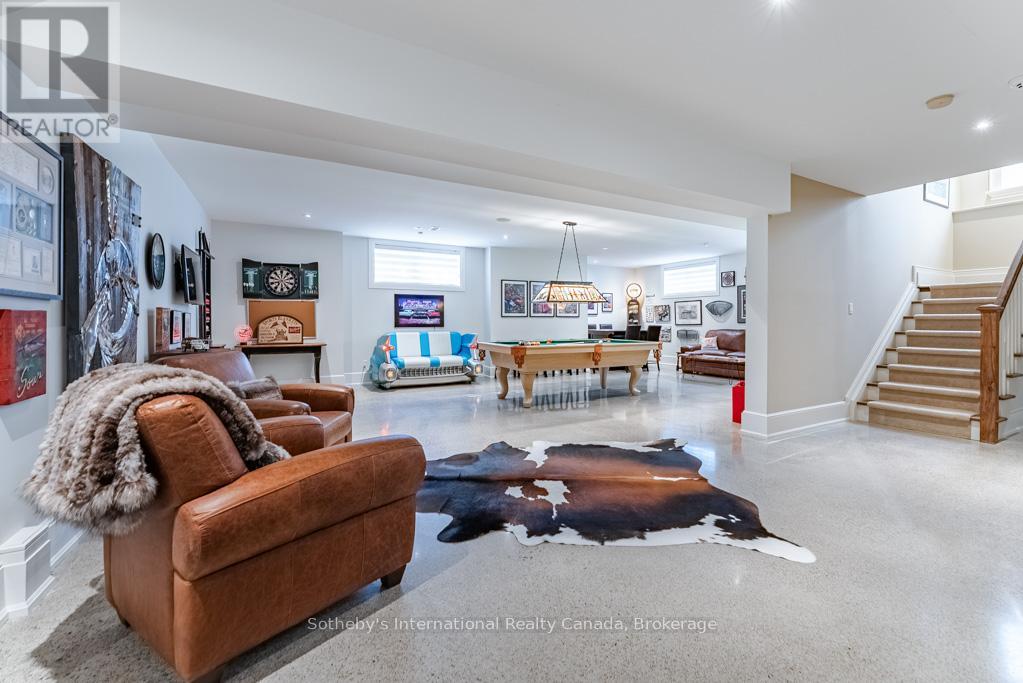 552 Bobolink Road, Mississauga (Clarkson), Ontario  L5J 2P4 - Photo 40 - W12890184