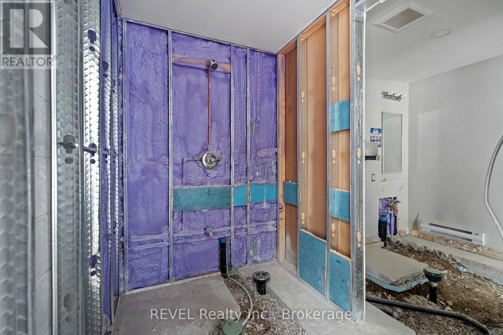 271 Ridgeway Road, Fort Erie (Crystal Beach), Ontario  L0S 1B0 - Photo 12 - X12890148