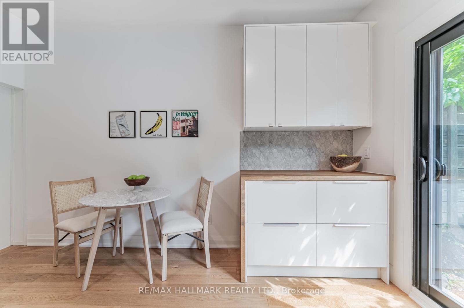 145 Claremont Street, Toronto, Ontario  M6J 2M7 - Photo 13 - C12890162