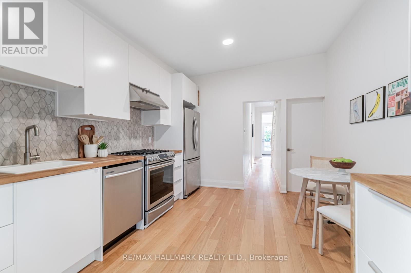 145 Claremont Street, Toronto, Ontario  M6J 2M7 - Photo 14 - C12890162