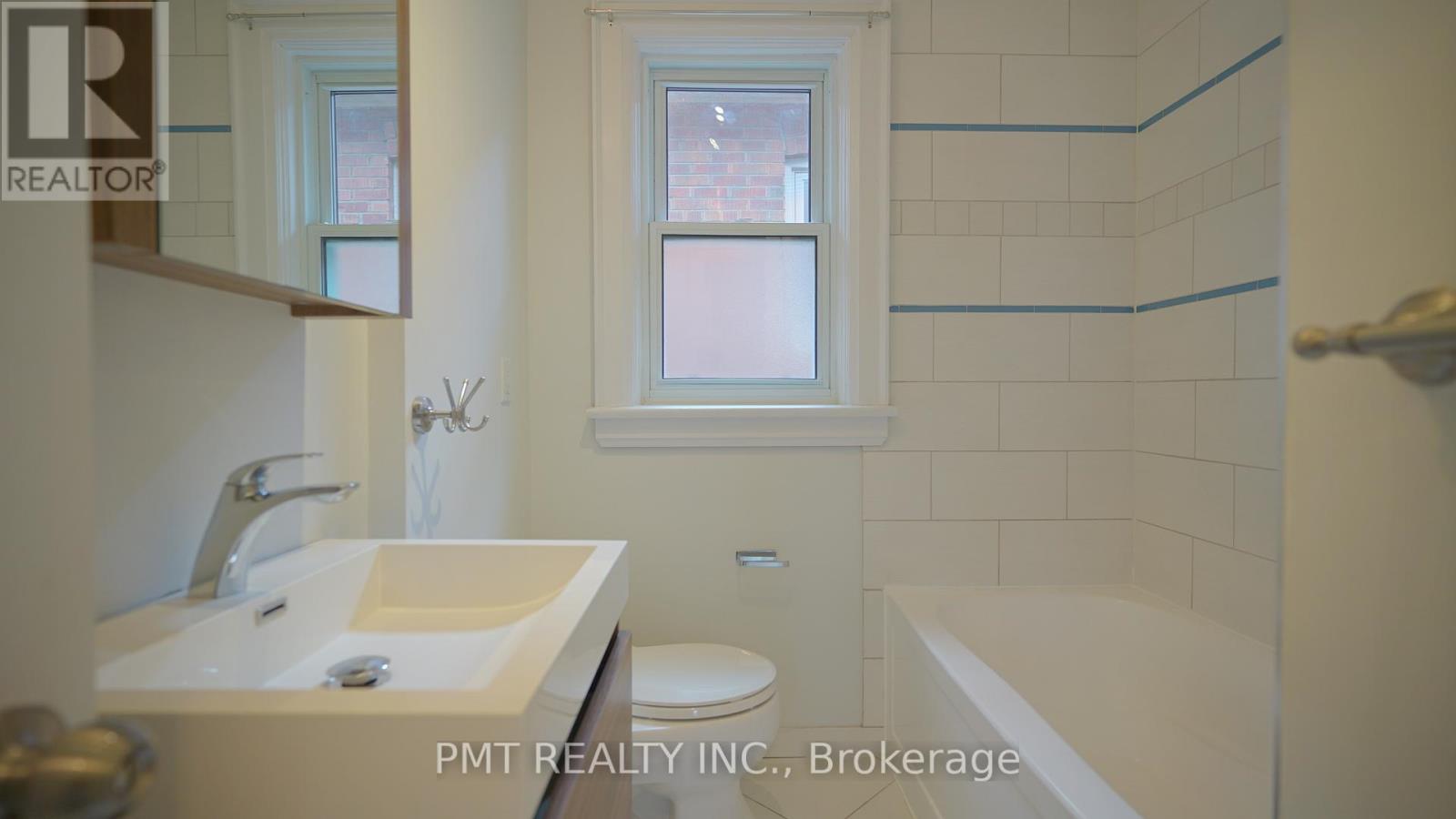 2fl - 1082 Avenue Road, Toronto, Ontario  M5N 2C9 - Photo 15 - C12890182