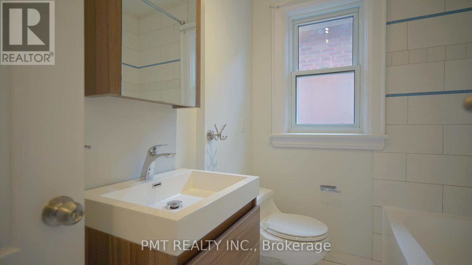 2fl - 1082 Avenue Road, Toronto, Ontario  M5N 2C9 - Photo 16 - C12890182