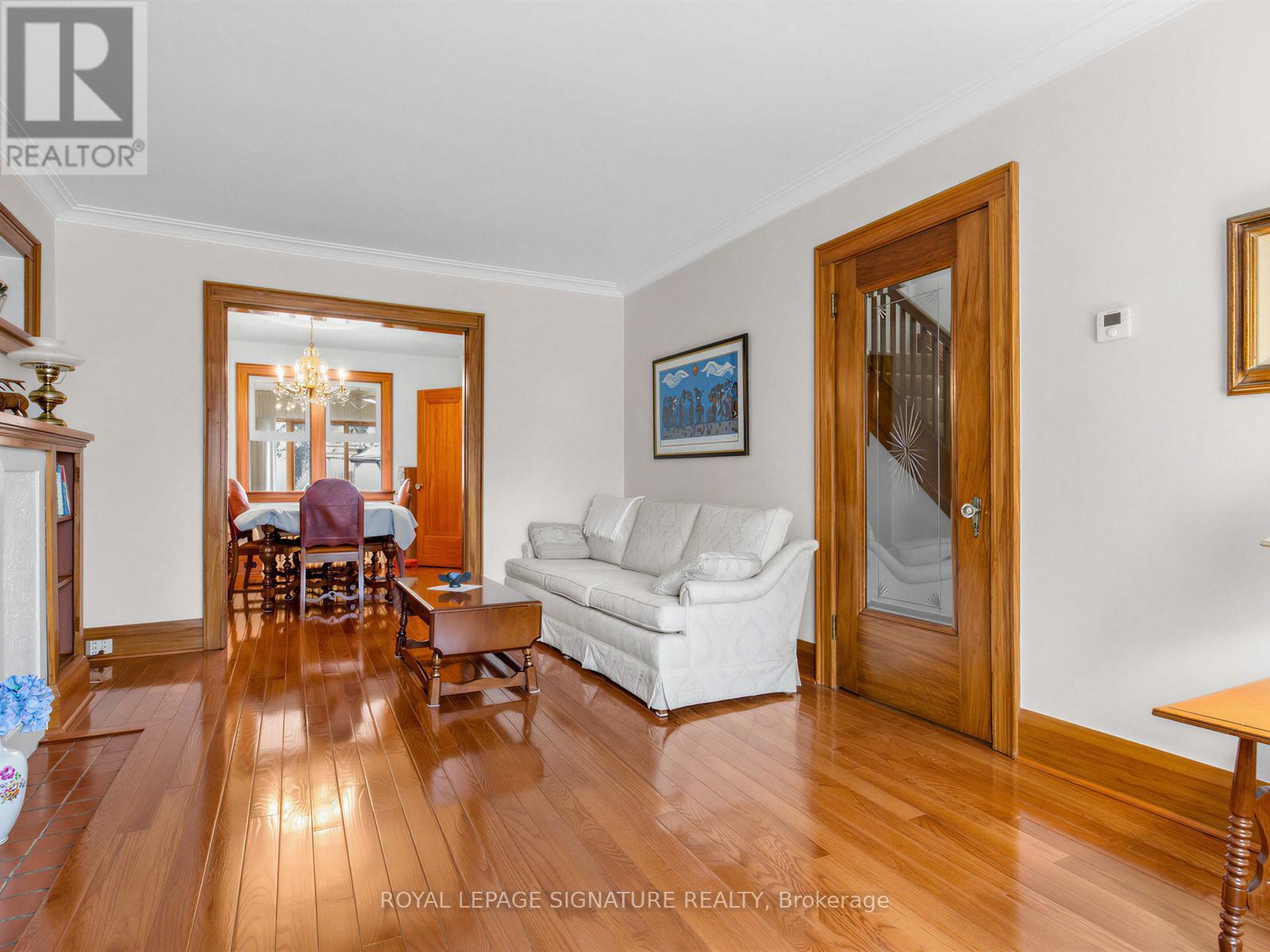 136 Cranbrooke Avenue, Toronto, Ontario  M5M 1M5 - Photo 16 - C12890216