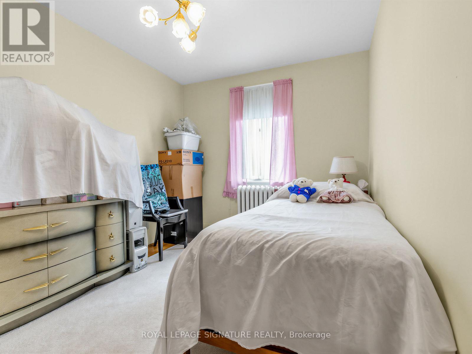 136 Cranbrooke Avenue, Toronto, Ontario  M5M 1M5 - Photo 25 - C12890216