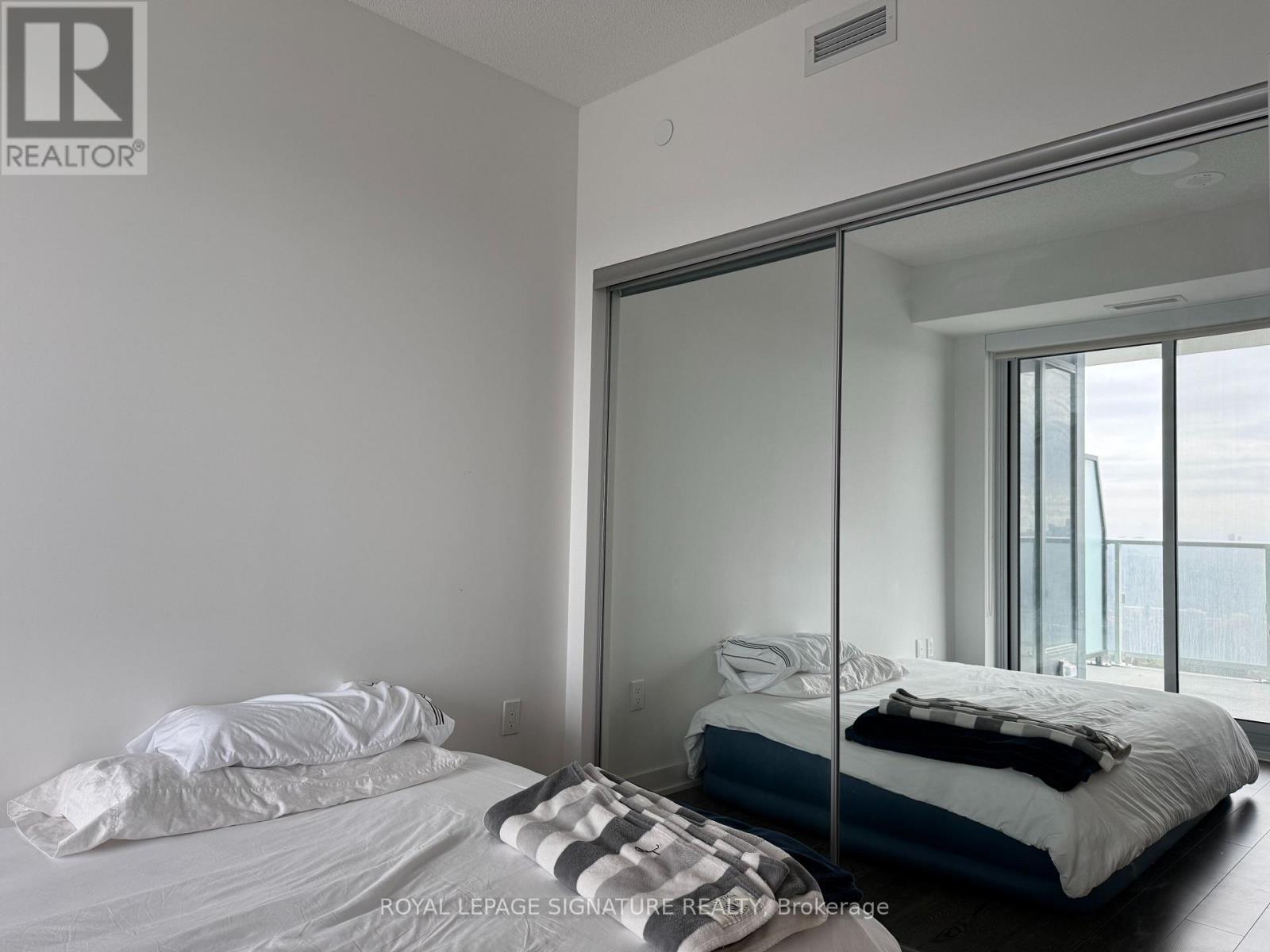 2009 - 50 O'neill Road, Toronto, Ontario  M3C 0H1 - Photo 18 - C12890220