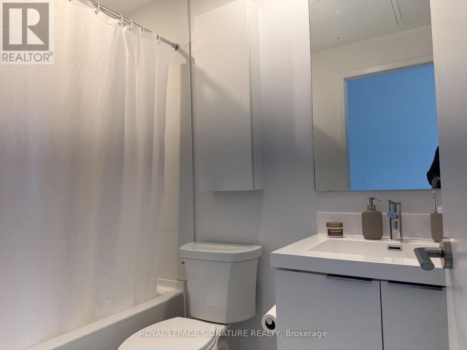 2009 - 50 O'neill Road, Toronto, Ontario  M3C 0H1 - Photo 20 - C12890220