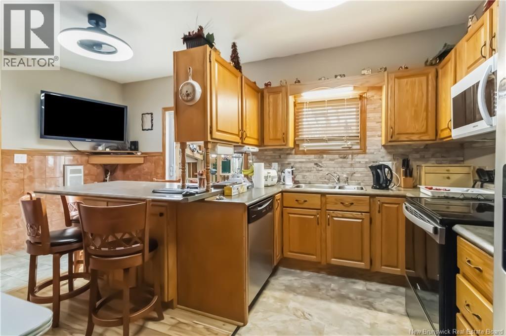 29-31 North Street, Moncton, New Brunswick  E1C 5X7 - Photo 2 - NB135059