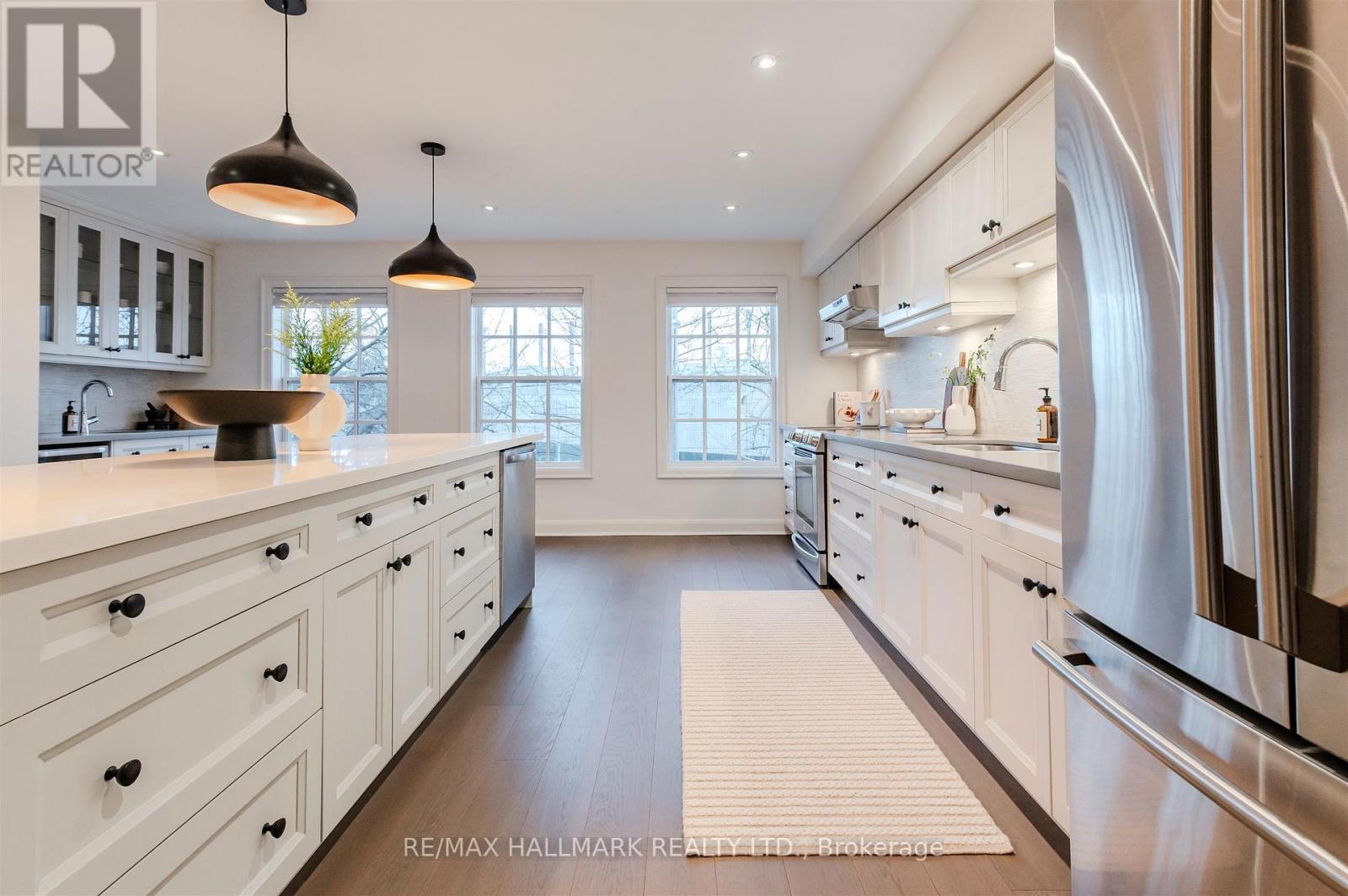 30b De Grassi Street, Toronto, Ontario  M4M 2K3 - Photo 18 - E12890140