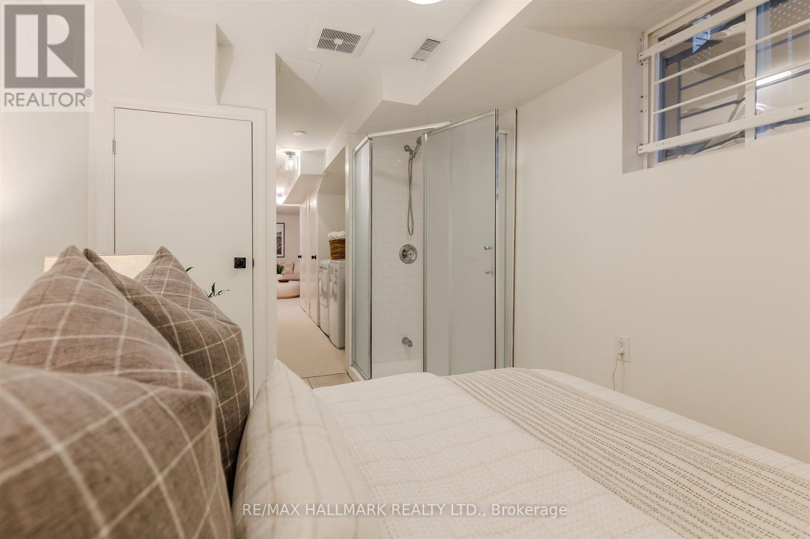 30b De Grassi Street, Toronto, Ontario  M4M 2K3 - Photo 36 - E12890140