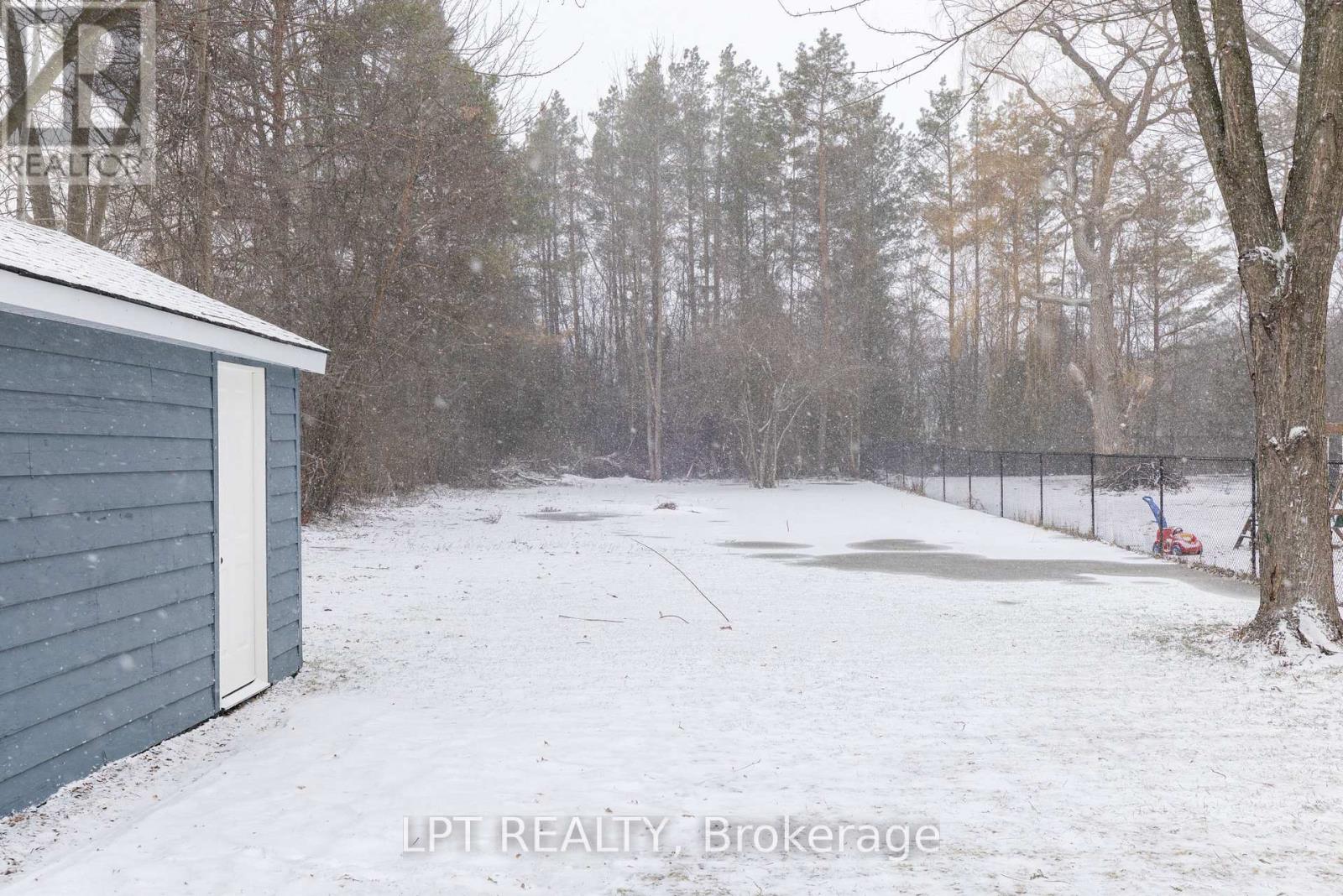 808 Montsell Avenue, Georgina, Ontario  L0E 1S0 - Photo 16 - N12890164