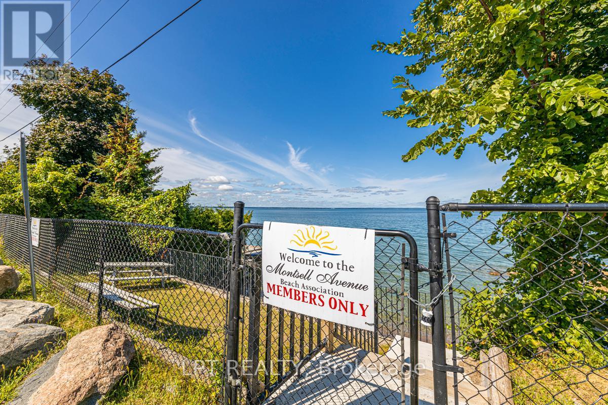 808 Montsell Avenue, Georgina, Ontario  L0E 1S0 - Photo 18 - N12890164