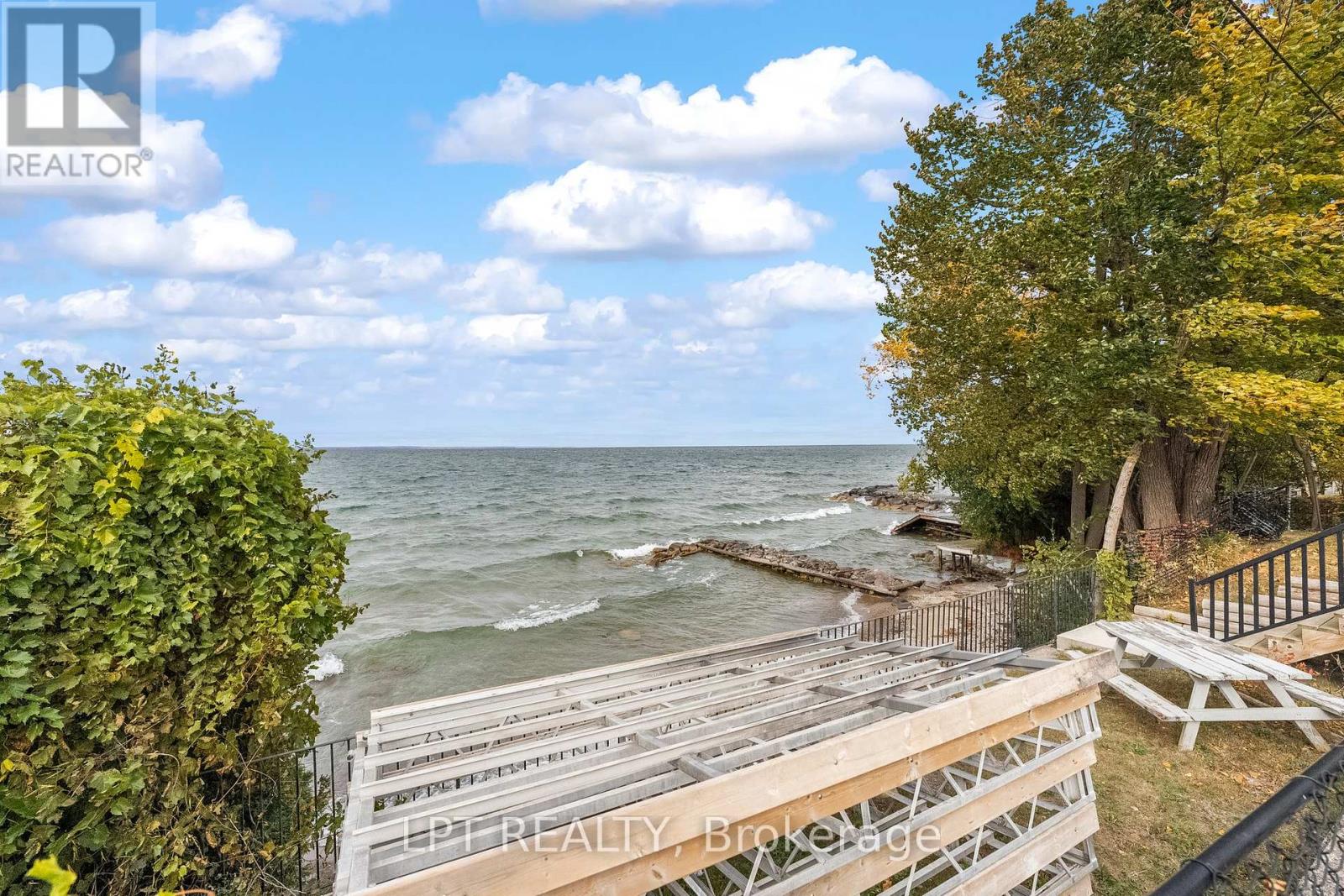 808 Montsell Avenue, Georgina, Ontario  L0E 1S0 - Photo 21 - N12890164