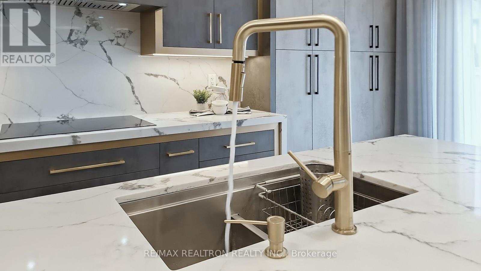 94 Mac Campbell Way, Bradford West Gwillimbury, Ontario  L3Z 4M6 - Photo 15 - N12890198