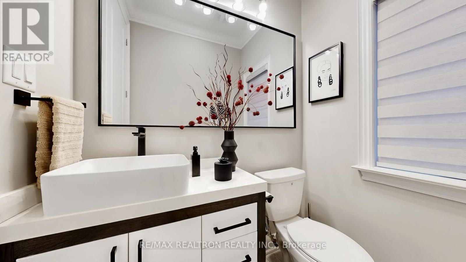 94 Mac Campbell Way, Bradford West Gwillimbury, Ontario  L3Z 4M6 - Photo 21 - N12890198