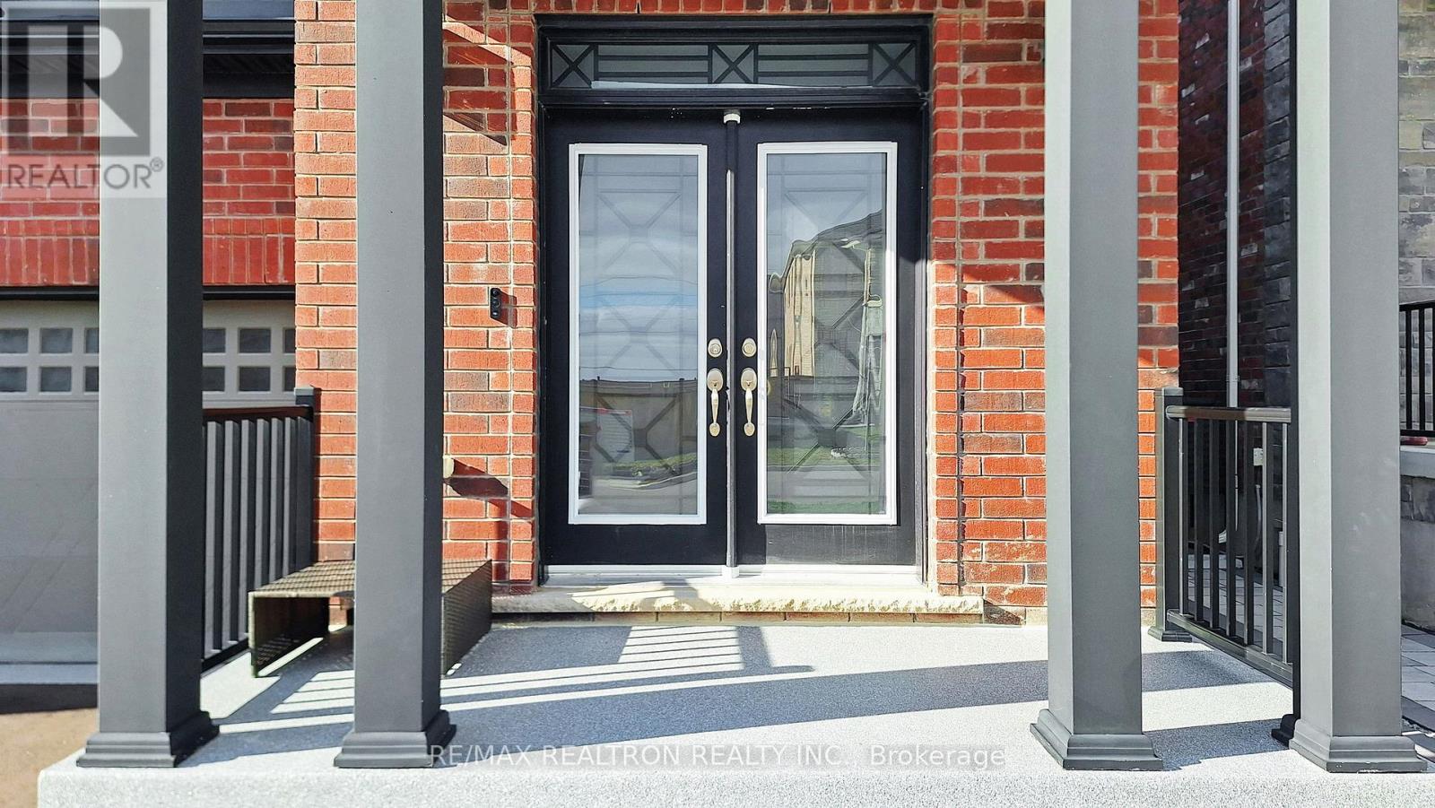 94 Mac Campbell Way, Bradford West Gwillimbury, Ontario  L3Z 4M6 - Photo 3 - N12890198