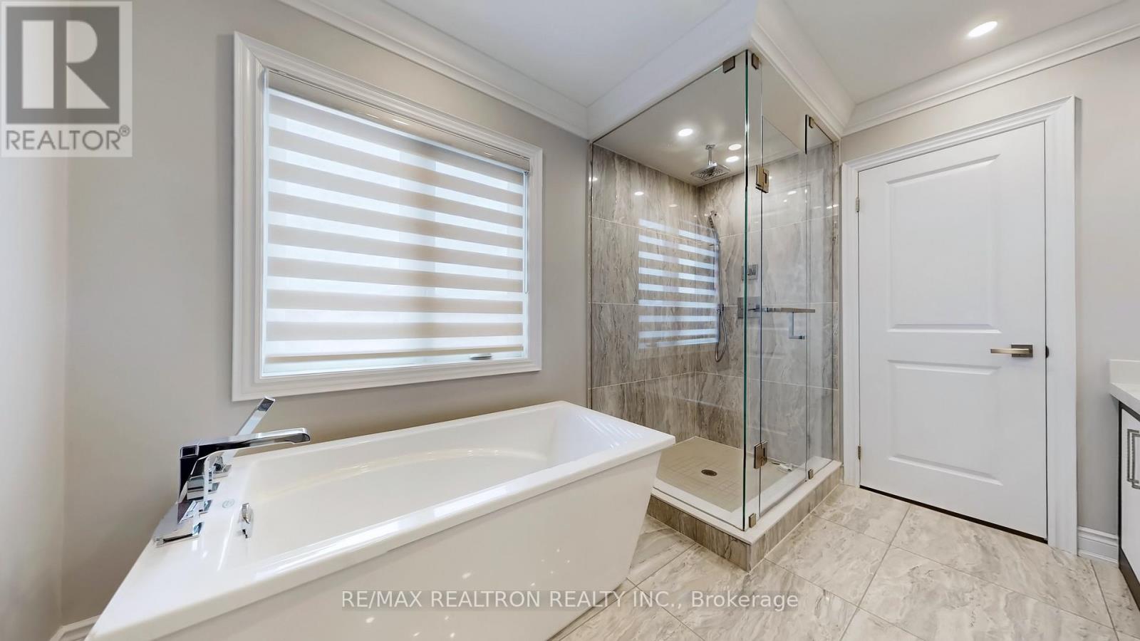 94 Mac Campbell Way, Bradford West Gwillimbury, Ontario  L3Z 4M6 - Photo 32 - N12890198