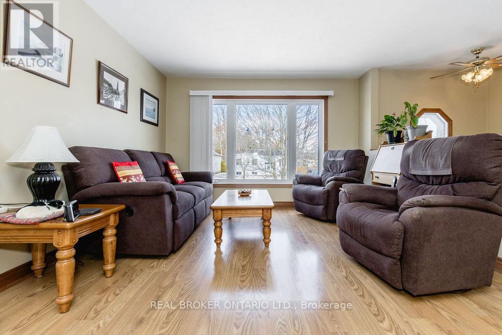 45 John Dillingno Street, Tay, Ontario  L0K 2A0 - Photo 13 - S12890150