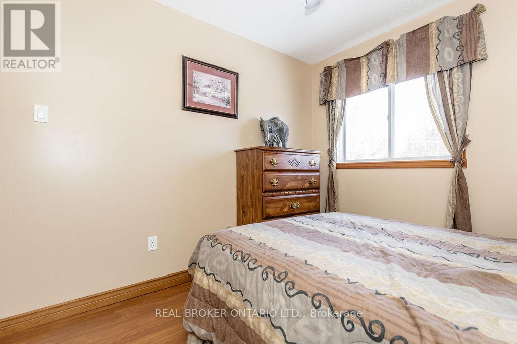 45 John Dillingno Street, Tay, Ontario  L0K 2A0 - Photo 26 - S12890150