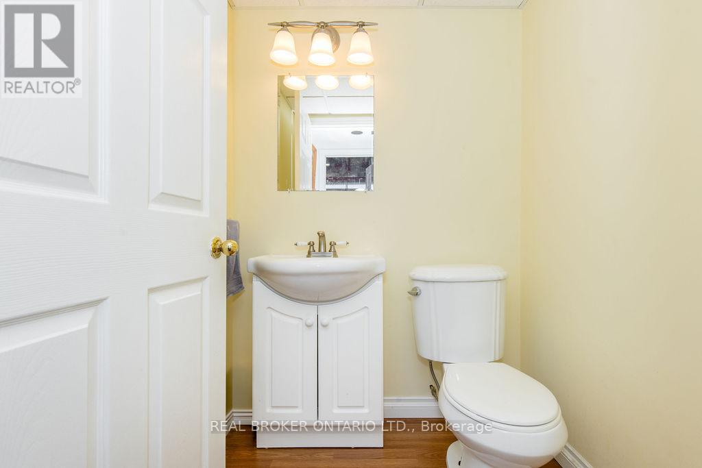 45 John Dillingno Street, Tay, Ontario  L0K 2A0 - Photo 32 - S12890150