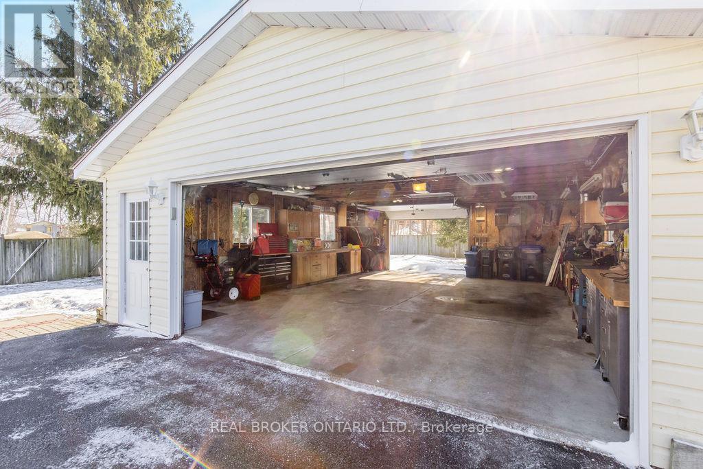 45 John Dillingno Street, Tay, Ontario  L0K 2A0 - Photo 35 - S12890150