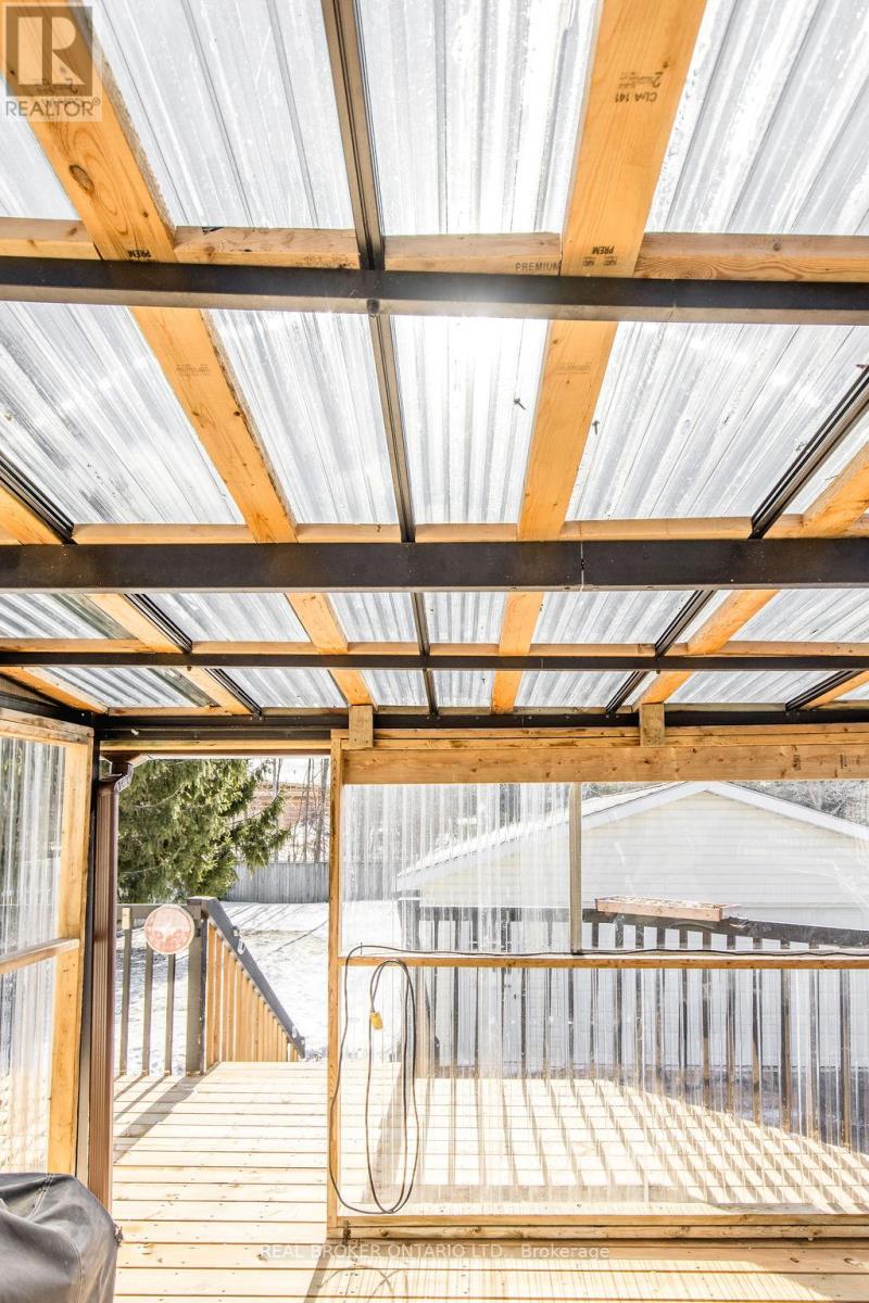 45 John Dillingno Street, Tay, Ontario  L0K 2A0 - Photo 43 - S12890150