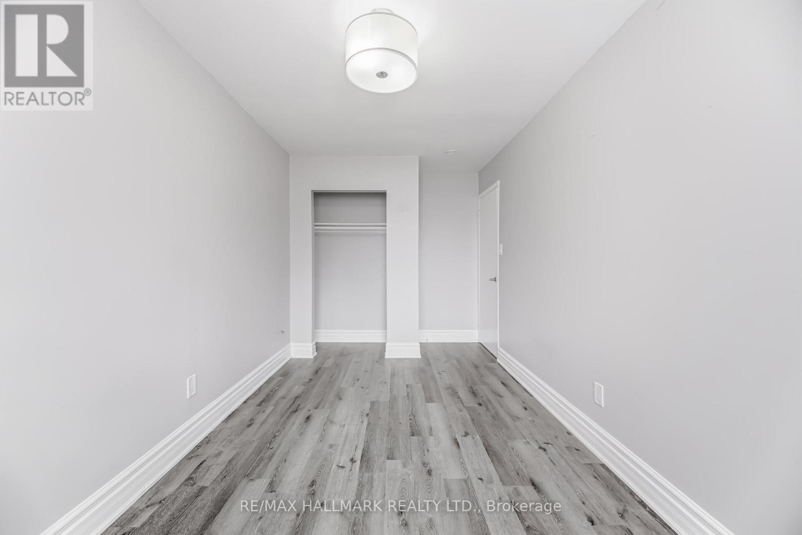 88 B Bernick Drive, Barrie, Ontario  L4M 2V6 - Photo 14 - S12890152